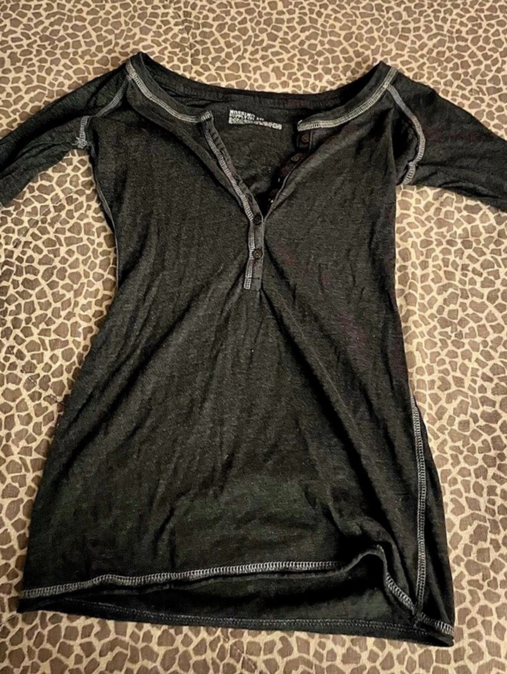 Mossimo Supply Co. Long Sleeve Thermal Henley Top. in Black XS